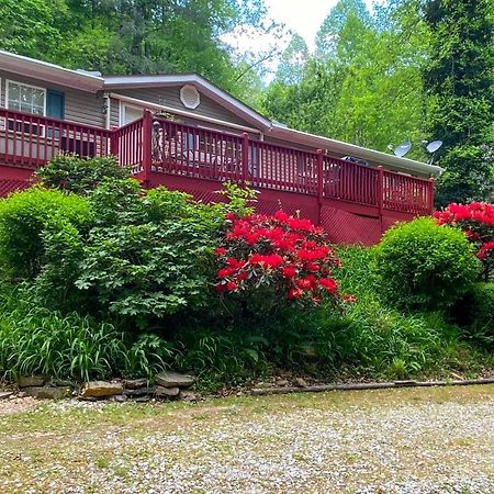 Franklin Home With Deck, And Fire Pit 8 Mi To Dtwn! Exterior photo