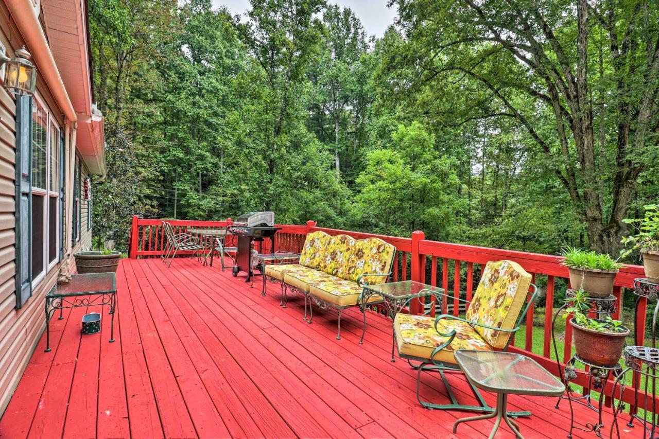 Franklin Home With Deck, And Fire Pit 8 Mi To Dtwn! Exterior photo