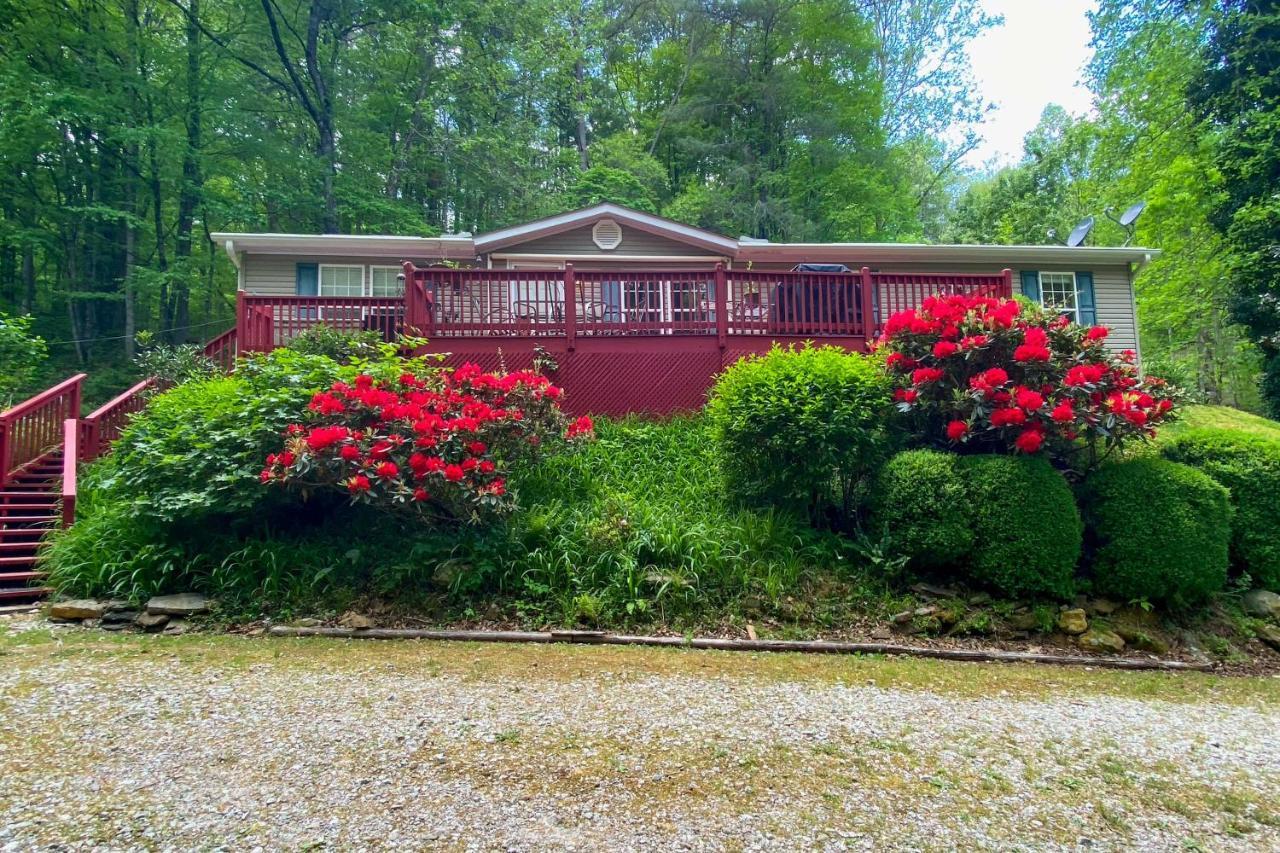 Franklin Home With Deck, And Fire Pit 8 Mi To Dtwn! Exterior photo